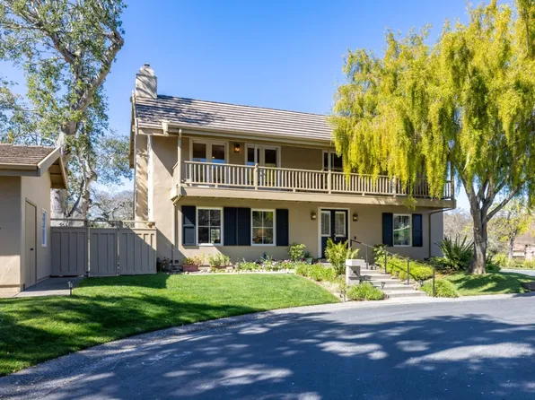 25401 Markham Ln, Salinas, CA 93908