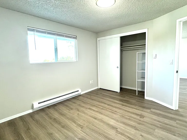 3829 Colby Ave #10 — Photo 6