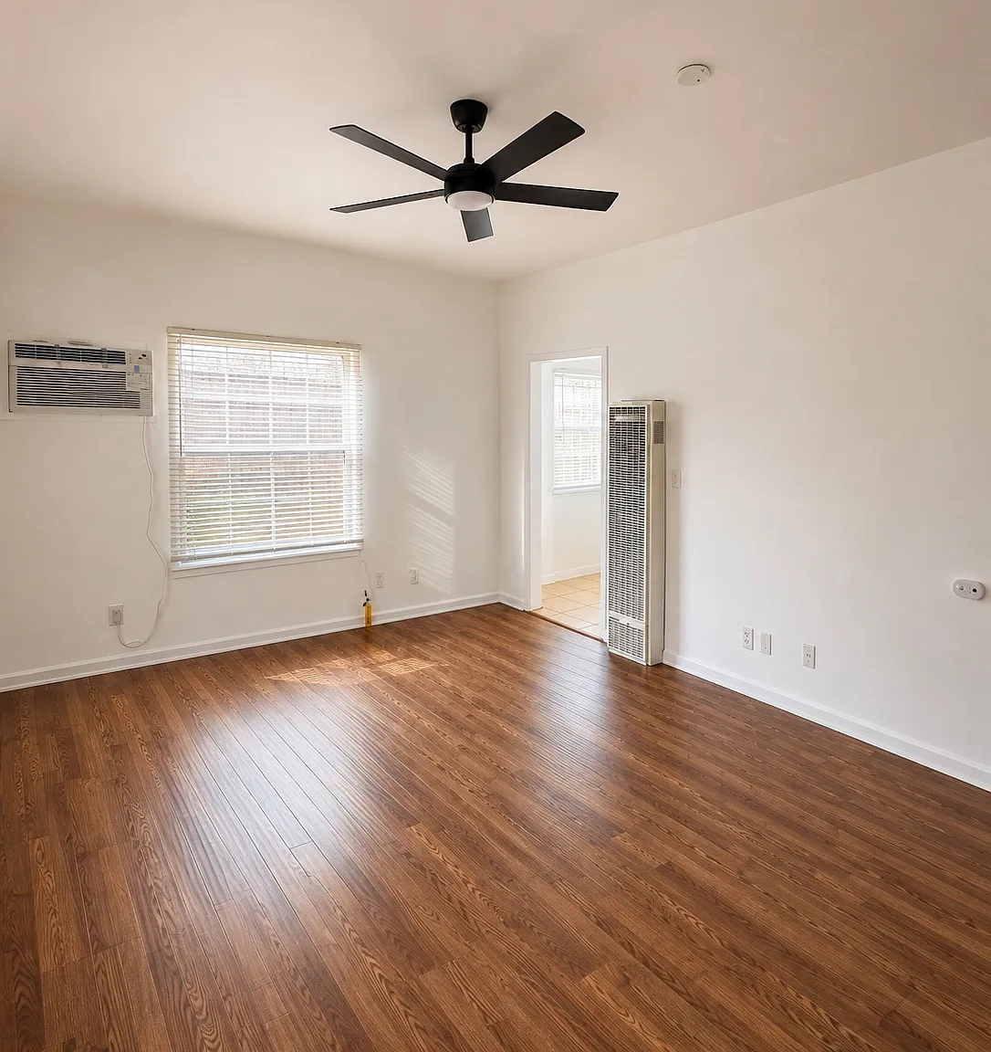 Studio, $1,550 — Photo 2