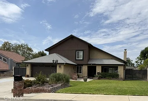 23058 Peacock Ct Photo 1