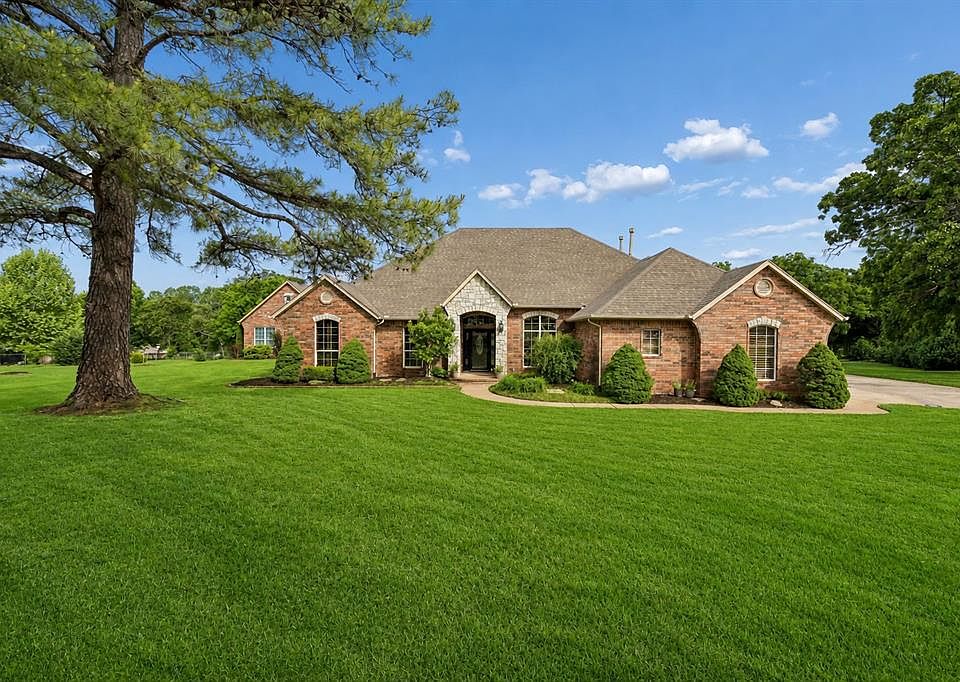1st image of 16317 Roserock Cir