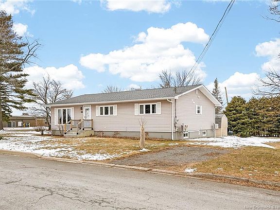 2nd image of 88 Masters Rd