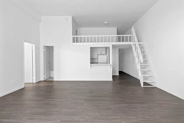 Rented by Kole Group | media 3