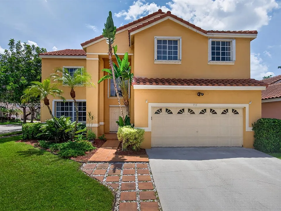 498 Cambridge Ln