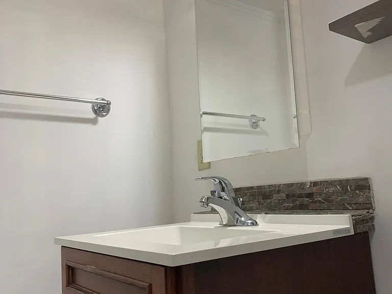 3563 Jefferson St #2-R — Photo 22