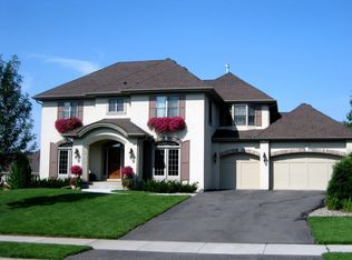 9648 Bennett Pl, Eden Prairie, MN 55347