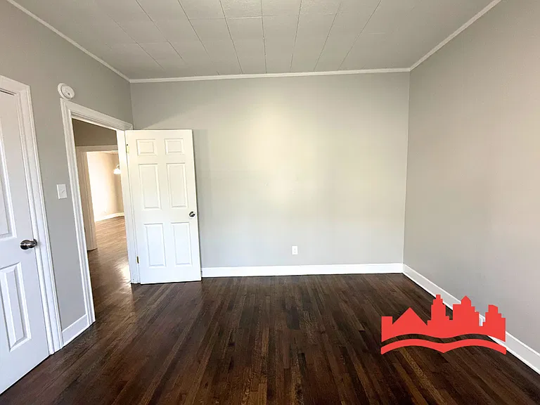 2244 Cypress Cir — Photo 16