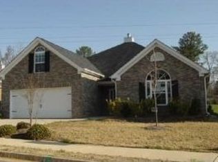 3950 Village Crossing Ln, Ellenwood, GA 30294
