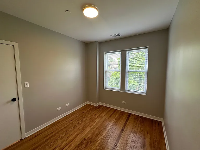 3051-55 W Leland Ave — Photo 56
