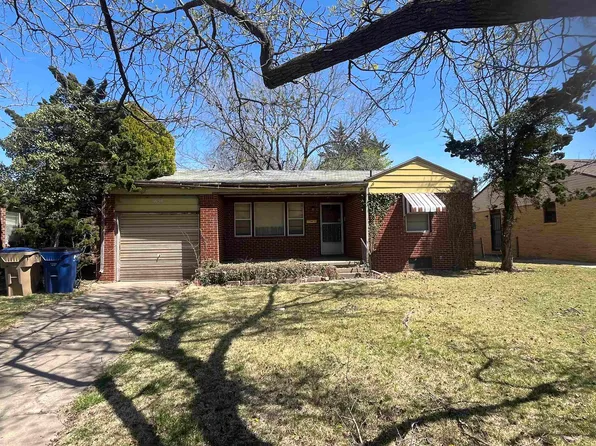 1050 N Christine St, Wichita, KS 67208