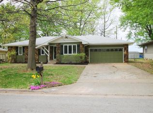 4927 S McCann Ave, Springfield, MO 65804