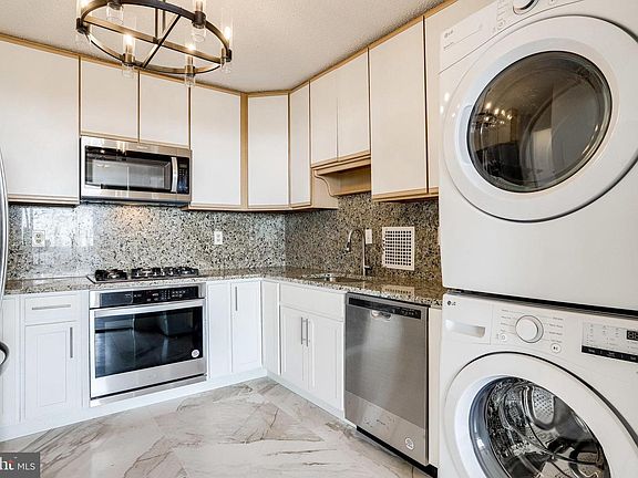 5th image of 3705 S George Mason Dr APT 2510S
