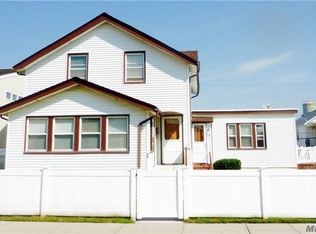 73 E Market St, Long Beach, NY 11561