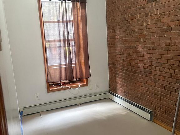 5th image of 9 E 128th St APT 2