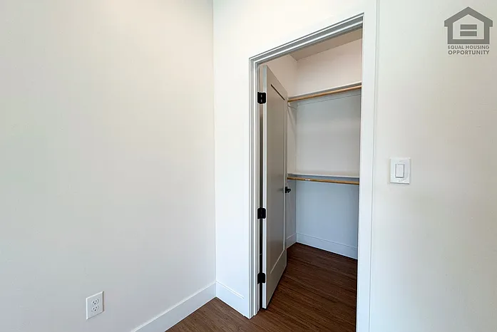 185 Sugarloaf St #1 — Photo 25