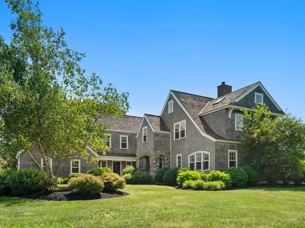 4 Fletcher Steele Way, Milton, MA 02186