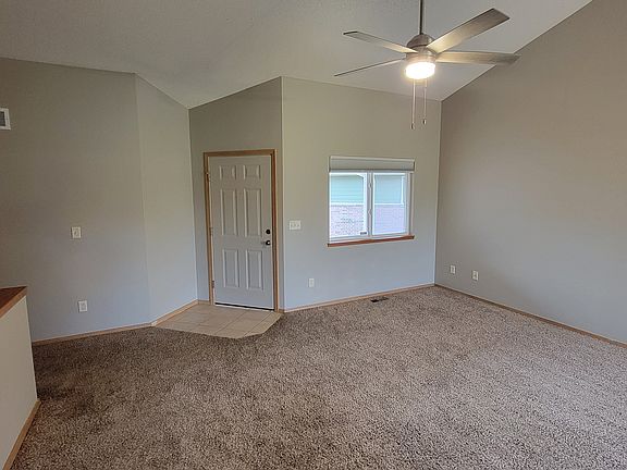 MAIN FLOOR LIVING ROOM