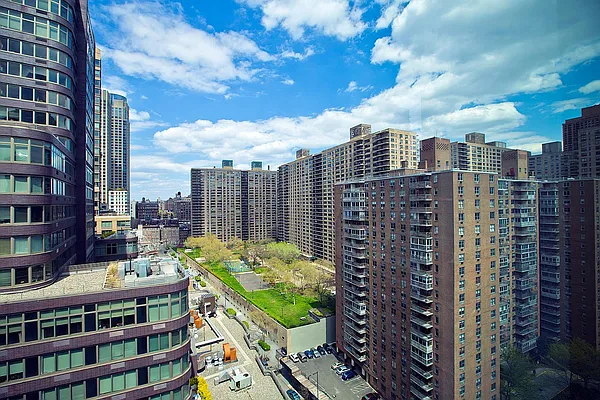 Rented by Keller Williams NYC | media 5