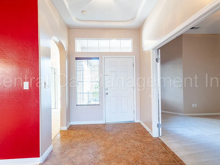 10713 Alexander Falls Ave — Photo 5