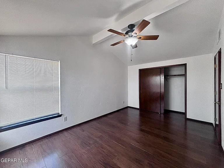 11578 Chaplin Ct — Photo 16