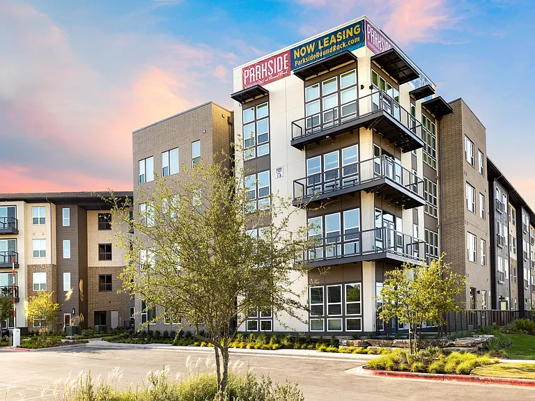 Parkside at Round Rock — Photo 19