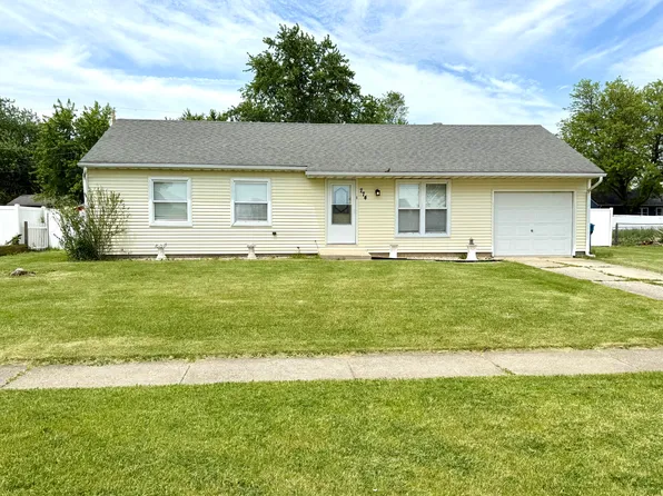 774 Mohawk Dr, Lowell, IN 46356