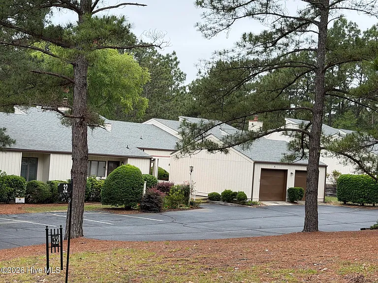 32 Martin Dr #A — Photo 16