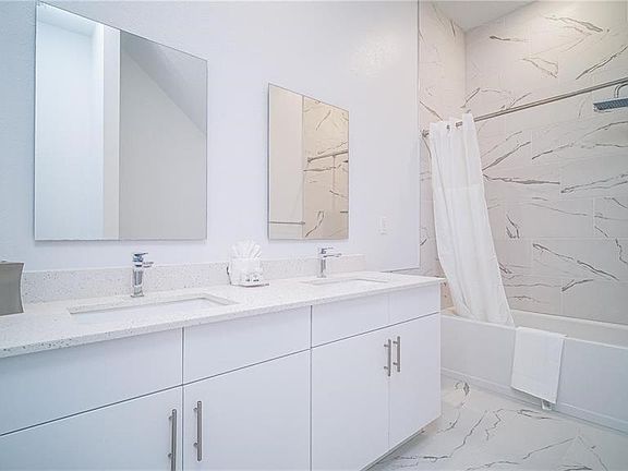 3rd image of 387 Famagusta Dr #387