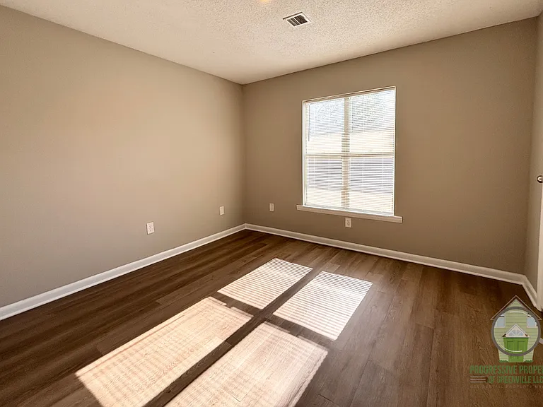Parkside at Fairview Apartments — Photo 13