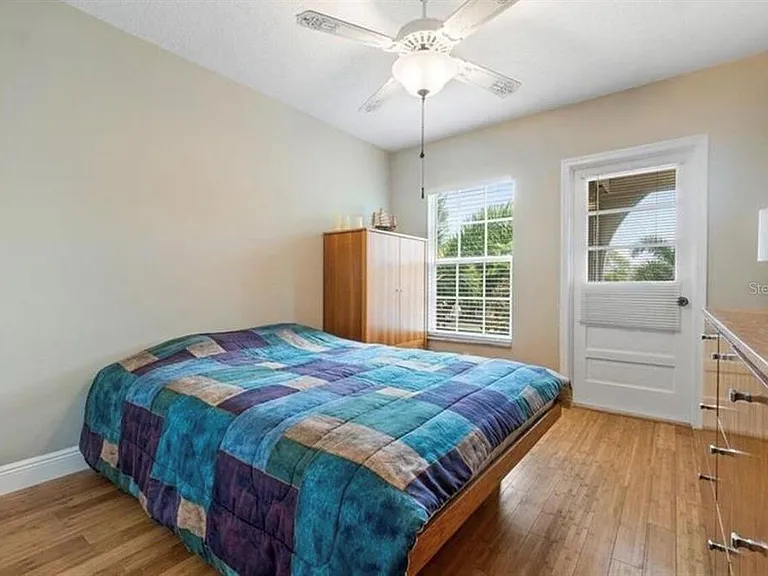 250 NE 20th St #3030 — Photo 16