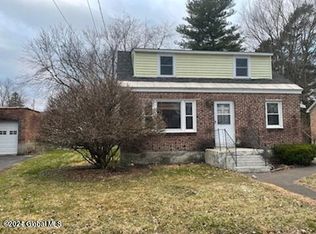 15 State St, Rensselaer, NY 12144
