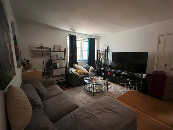 14 Marion St, Brookline, MA