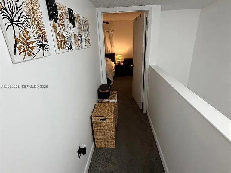 9495 Palm Cir N #9495 — Photo 9