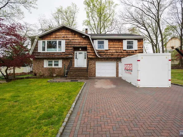 1 Marti Rd, Park Ridge, NJ 07656