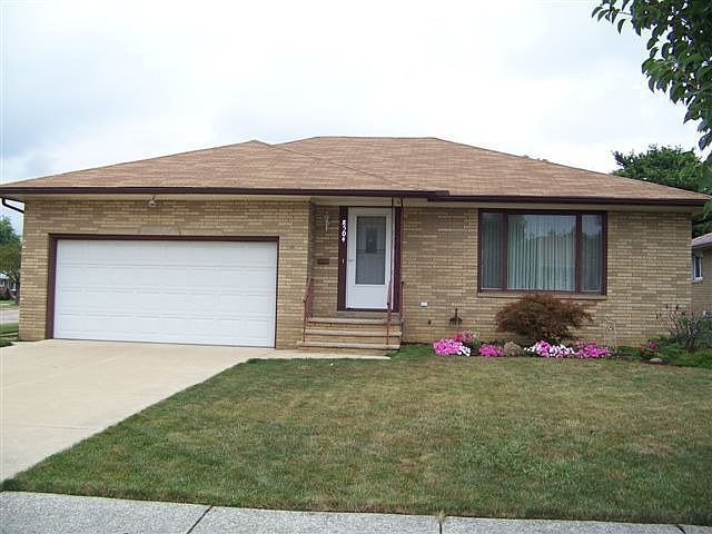 1st image of 8504 Saybrook Dr