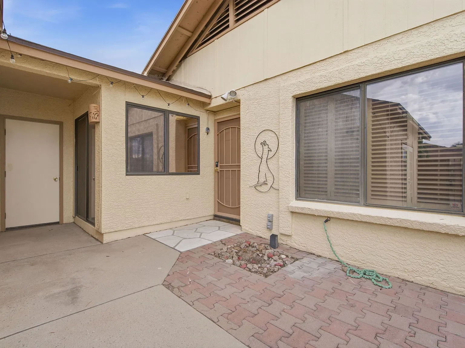 Beautiful Townhome for Rent! — Photo 3