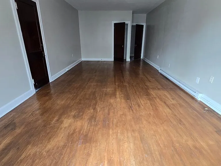 145 E North Ave — Photo 11