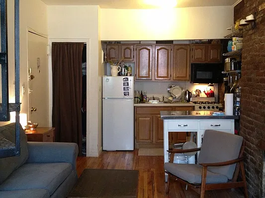 Rented by The Loft Broker | media 18