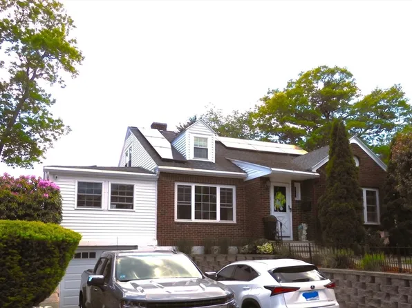 46 Tudor St, Methuen, MA 01844