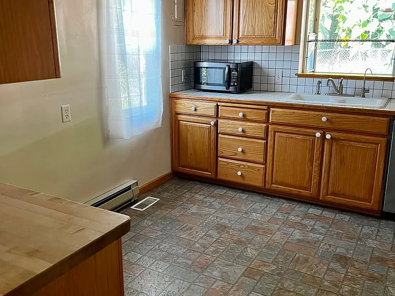 317 S Hartford Ave — Photo 10
