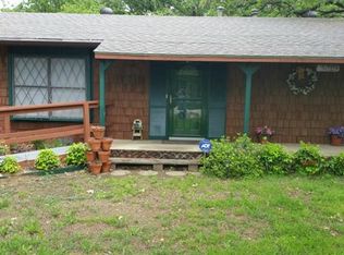 104 N Dick Price Rd, Kennedale, TX 76060