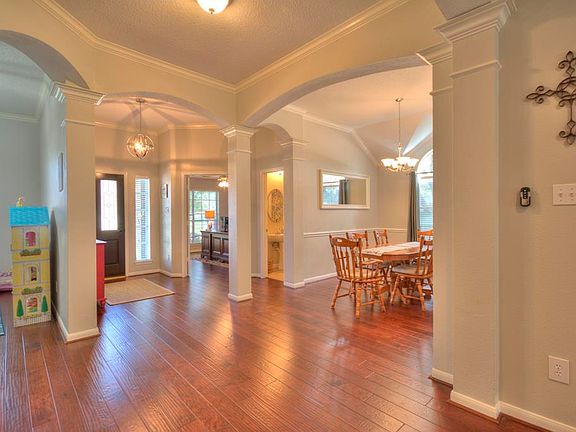 3rd image of 3830 Hillbrook Dr
