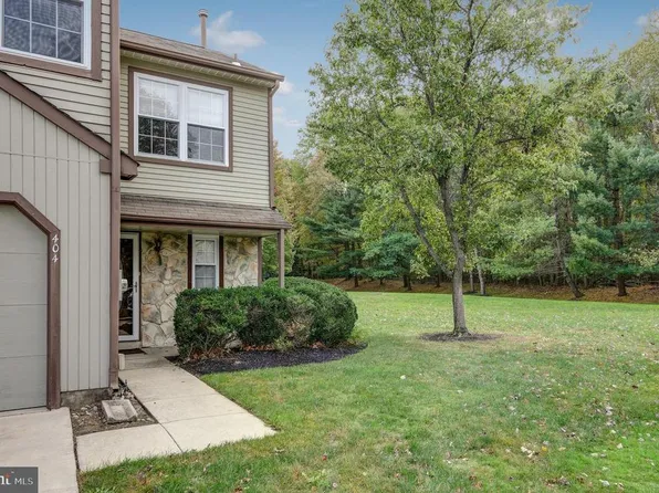 404 Jamestown Ct #404, Mount Laurel, NJ 08054