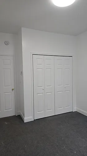 55 Webster Ave #1R Photo 1