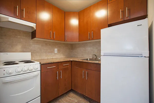 Rented by REAL New York | media 12