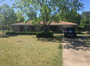 3064 Stamps Ave, Crestview, FL 32539