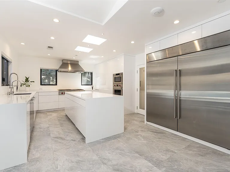 3500 Loadstone Dr — Photo 6