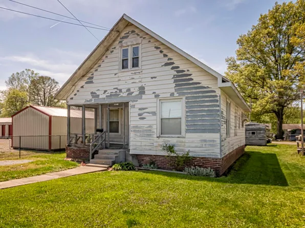 1109 N Park Ave, Herrin, IL 62948