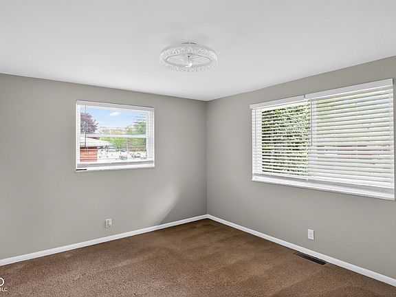 2nd image of 6552 Birchcrest Dr