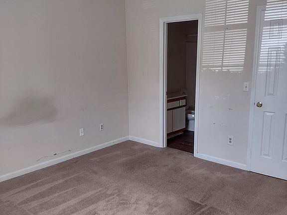 5th image of 721 Bragg Drive Apt A